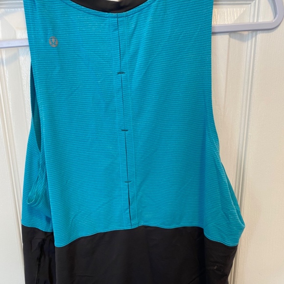Men’s Size M Lululemon top - Picture 6 of 7